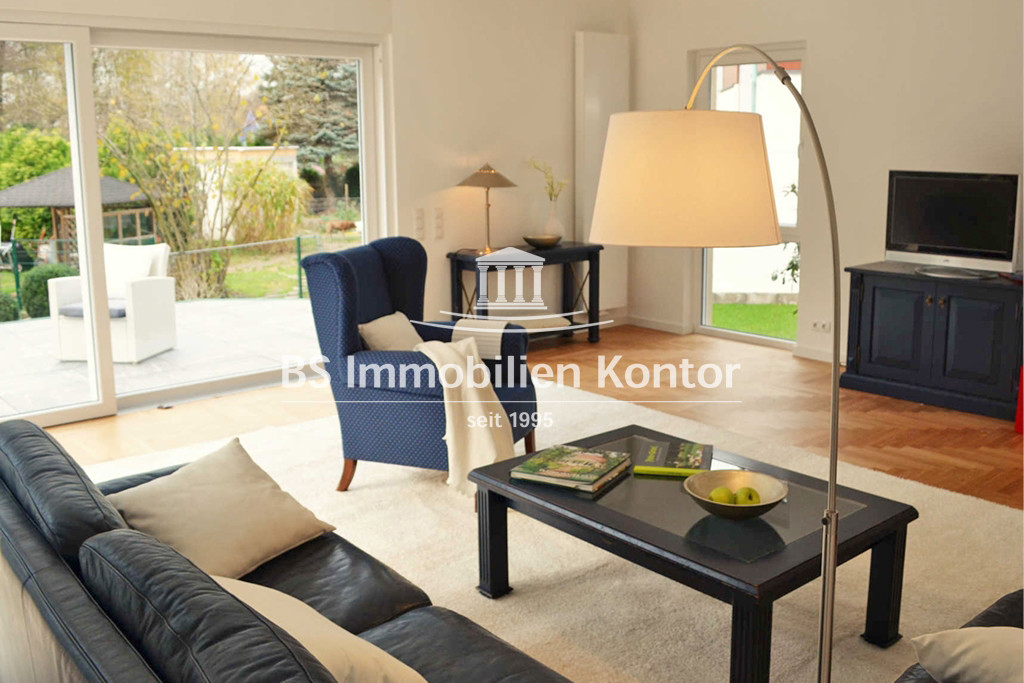 E90100