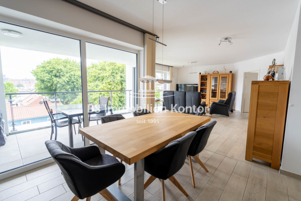 Lage, Lage, Lage! Top gepfl. Wohnung im 2. OG mit guter Ausstattung, PKW-Stellplatz und Balkon! - Foto 5