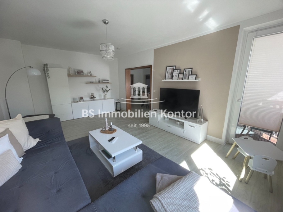 Espelkamp! Großzügige 3ZKB-Wohnung mit Balkon in renoviertem Zustand! - Foto 1