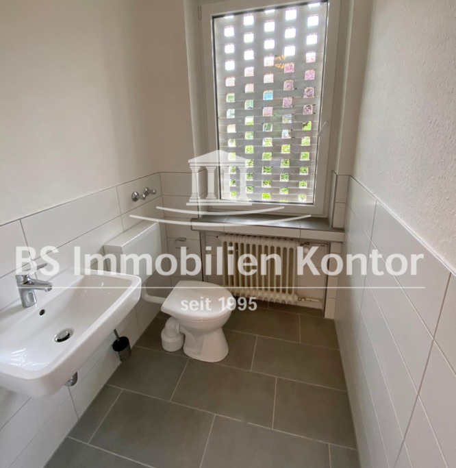 Espelkamp! Großzügige 3ZKB-Wohnung im EG mit Balkon in renoviertem Zustand! - Foto 1