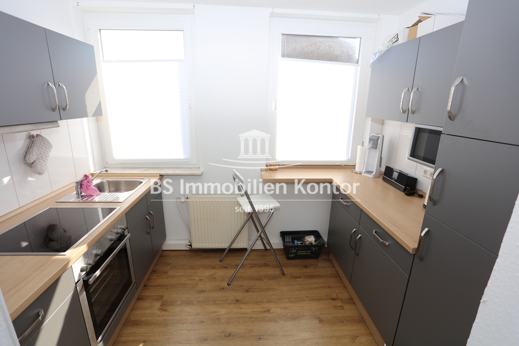 Anfragen bitte vorab per Mail – Komfortable 2 ZKB Wohnung im DG in zentraler Stadtlage ! - Foto 5